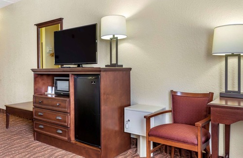 Branson Hotel | Comfort Inn & Suites Branson Meadows