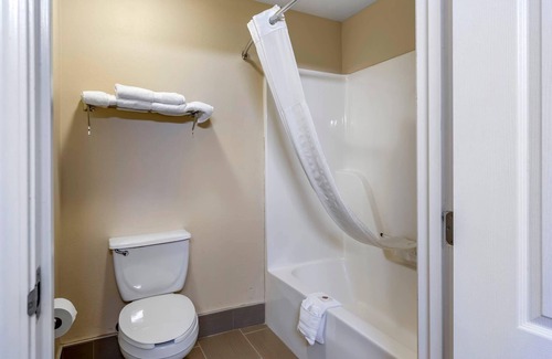 Bryant Hotel | Comfort Inn & Suites Bryant - Benton