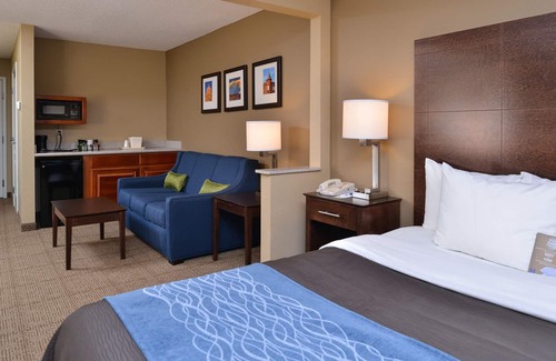 Bryant Hotel | Comfort Inn & Suites Bryant - Benton