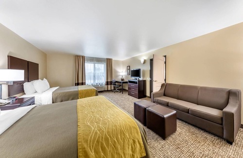 Colton Hotel | Comfort Inn & Suites Colton