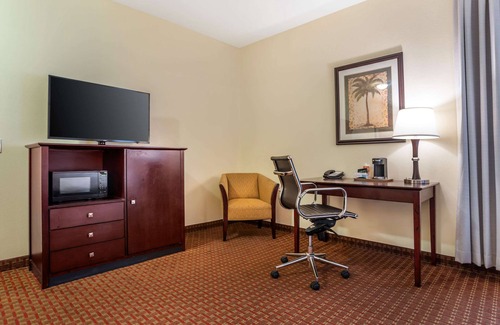 Crestview Hotel | Comfort Inn & Suites Crestview