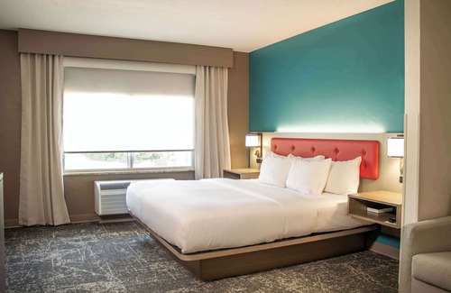 Dover Hotel | Comfort Inn & Suites Dover