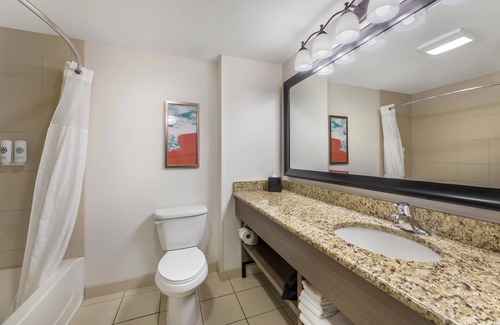 Dover Hotel | Comfort Inn & Suites Dover