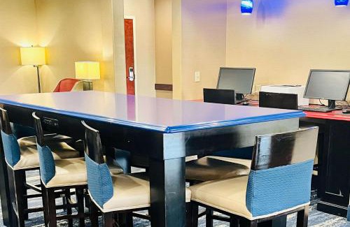 Jackson Hotel | Comfort Inn & Suites Jackson North