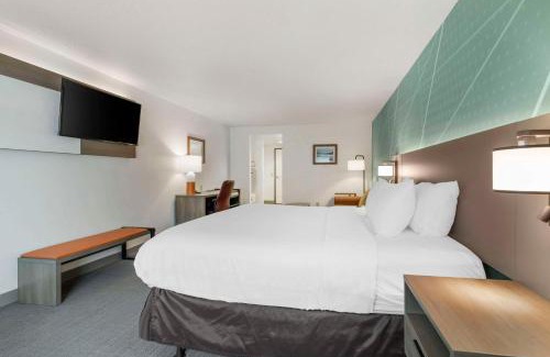Lake George Hotel | Comfort Inn & Suites Lake George