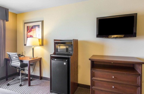Madisonville Hotel | Comfort Inn & Suites Madisonville