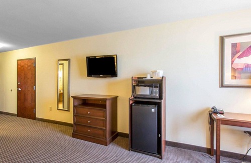 Madisonville Hotel | Comfort Inn & Suites Madisonville