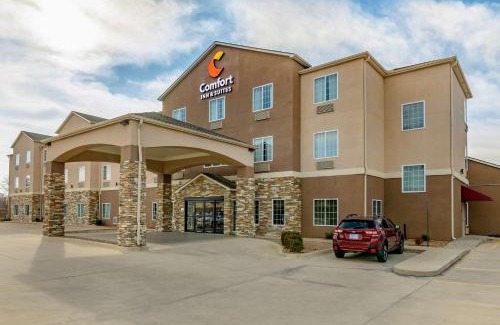 Newton Hotel | Comfort Inn & Suites near Bethel College
