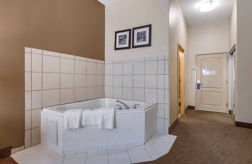 Villa Rica Hotel | Comfort Inn & Suites Villa Rica