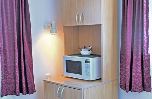 Westshore Hotel | Comfort Inn Westshore Beach