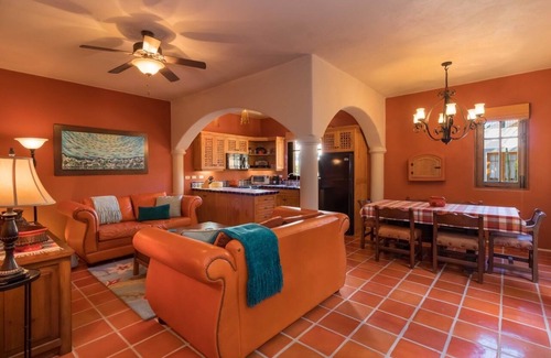Loreto House | Comfort & inspiration in Loreto Bay. Beach, pool, cafes & beauty in few steps!