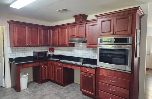 Milton House | Comfort & Space: 3-Bedroom Home w/Large Yard and Office near Historic Milton