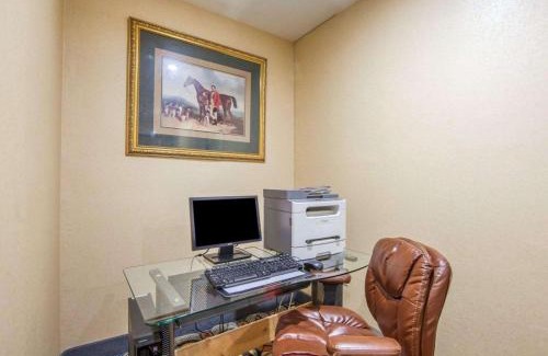 London Hotel | Comfort Suites London South