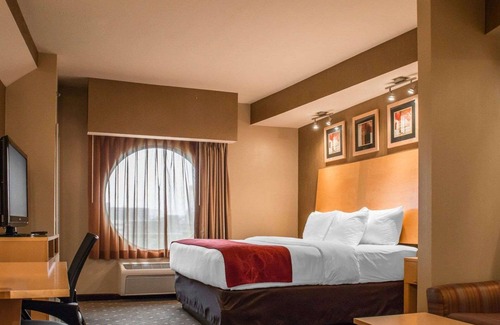 Monroeville Hotel | Comfort Suites Monroeville - Pittsburgh East
