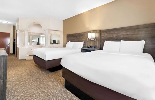 Warner Robins Hotel | Comfort Suites near Robins Air Force Base