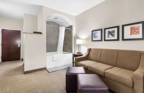 Sumter Hotel | Comfort Suites Sumter