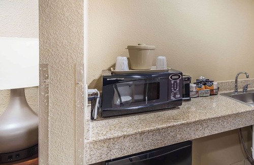 Yukon Hotel | Comfort Suites Yukon - SW Oklahoma City