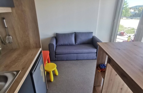 Pirovac House | Comfort Two Bedroom Mobile Homes Pirovac - Standard Two Bedroom Mobile Home with Sea View and Terrace