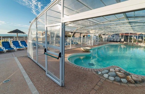 Saint-Michel-Chef-Chef House | Comfortable Mobile Home with Terrace in Saint-Michel-Chef-Chef