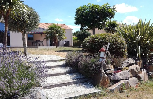 Saint-Brevin-les-Pins House | Comfortable family home, near beach, heated pool, large plot