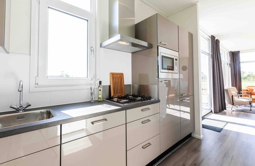 Lageweg Ski Chalet | Comfortable chalet with dishwasher