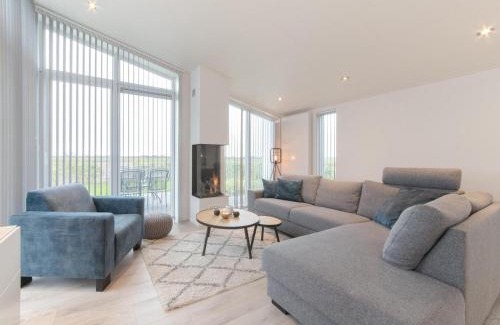 Wemeldinge House | Comfortabel en modern ingericht huis met uitzicht op het landschap 45