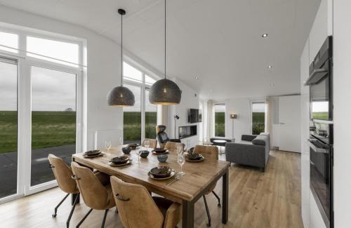 Wemeldinge House | Comfortabel en modern ingericht huis met uitzicht op het landschap 55