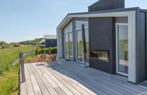 Wemeldinge House | Comfortabel en modern ingericht huis met uitzicht op het landschap 59