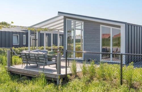 Wemeldinge House | Comfortabel en modern ingericht huis met uitzicht op het bos en uitzicht op het landschap 83