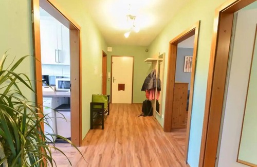 Region Hannover District Apartment | Comfortable 3 Room apartment, ideal for Messe fairnn