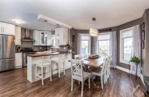 Arnprior House | Comfortable 3bed home in the Ottawa Valley