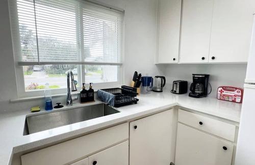 Northside House | Comfortable 4BR Heart Downtown SJ Central AC Sjsu