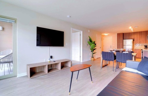 Jefferson Manor Apartment | Comfortable Alexandria Apt W Business Facilities