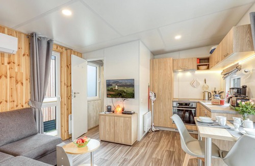 Wemding House | Comfortable and high quality furnished Tiny House ? located directly on the camping park Wemding.