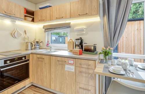 Wemding House | Comfortable and high quality furnished Tiny House ? located directly on the camping park Wemding.