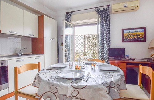 Linguaglossa Apartment | Comfortable apartment with balcony