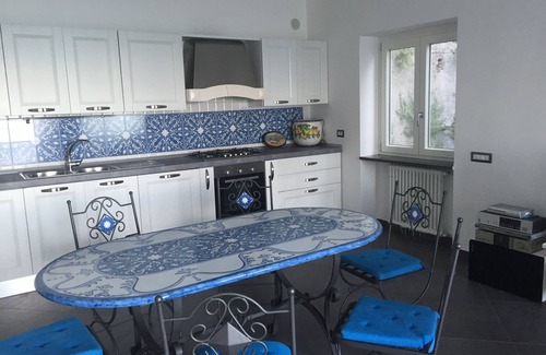 Vietri sul Mare Apartment | Comfortable apartment with sea view on the Amalfi coast