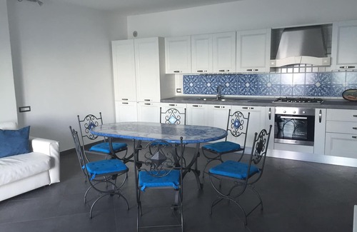 Vietri sul Mare Apartment | Comfortable apartment with sea view on the Amalfi coast