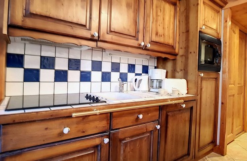 Reberty Apartment | Comfortable apartment close to slopes with balcony, pool, parking