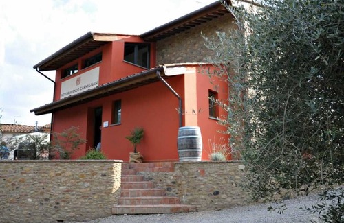 Montecarlo Apartment | Comfortable apartment in a tuscan wine farm