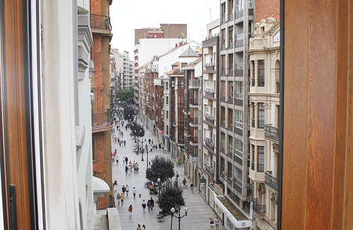 Gijon City Centre Apartment | Comfortable apartment in the Heart of Gijon