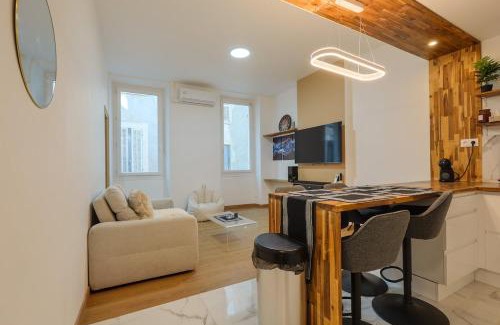 Notre-Dame du Mont Apartment | Comfortable apartment on Cours Julien