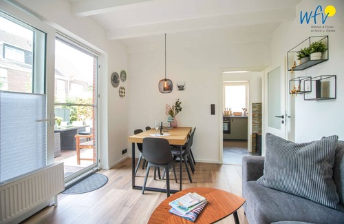 Borkum House | Comfortable bungalow with sunny terrace and garden!