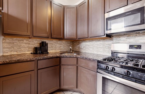 Grand Boulevard Condo | Comfortable Condo in the Heart of Bronzeville by RedAwning