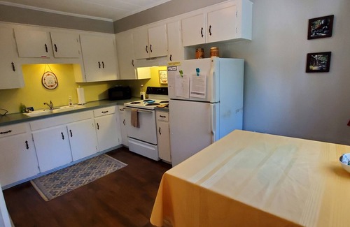 West Monroe Apartment | Comfortable convenient apartment for extended stay