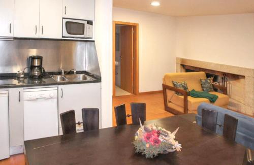 Vieira do Minho House | Comfortable Countryside House in Eira-Vedra with Shared Pool