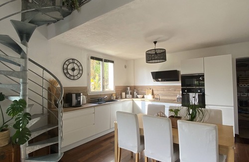 Mouans-Sartoux Villa | Comfortable family villa with air conditioning, private pool and garden!
