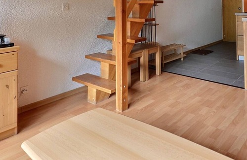 Grimentz Apartment | Comfortable flat on 2 levels for 4 people, living room, kitchen area with dishwasher, 1 2-bedroom, m