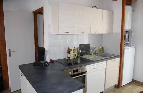 Meschers-sur-Gironde Villa | Comfortable Villa In Residence With Pool And Tennis Court