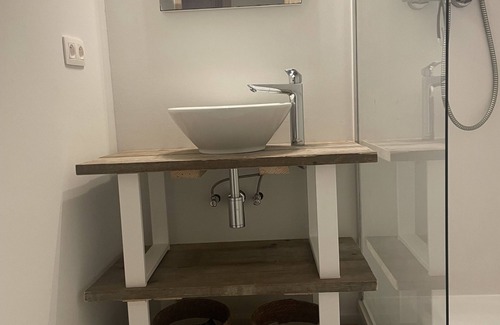 Dranouter Other | Comfortable guest house with sauna, Nordic bath and natural swimming pool.